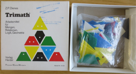 Formen Farben und Lochmuster Trimath